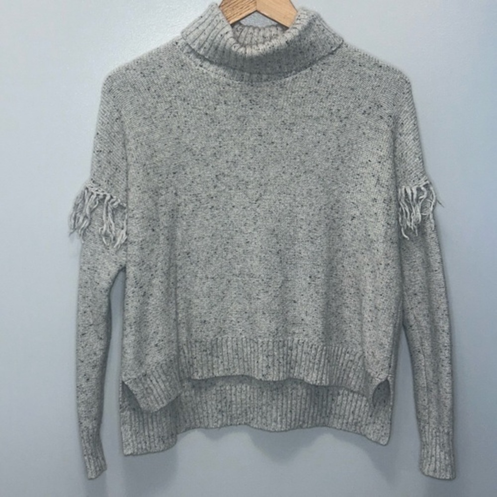 Aerie Women Gray‎ Turtleneck Oversized Sweater With Fringe- Size XS preppy